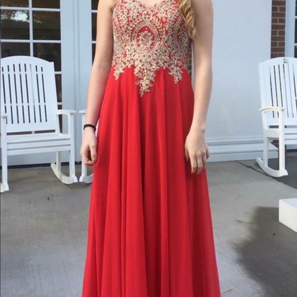 Prom dress - Picture 1 of 1
